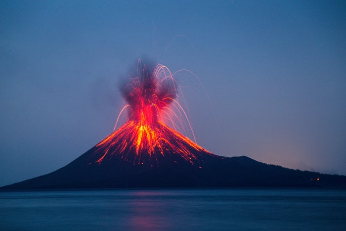 O que acontece antes de uma erupção?