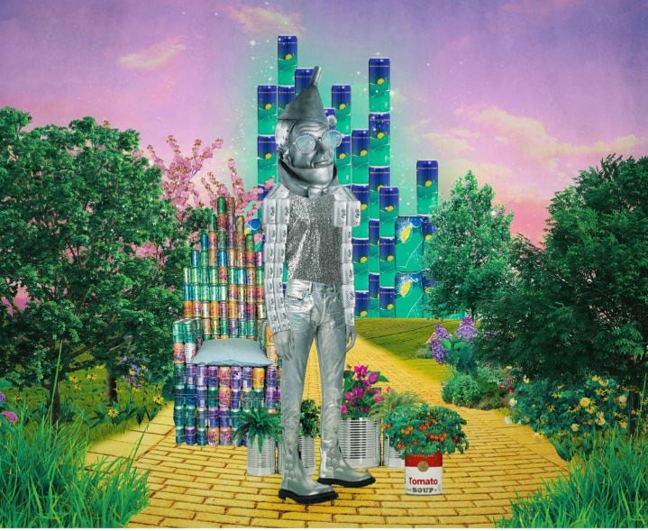 homem lata reciclada